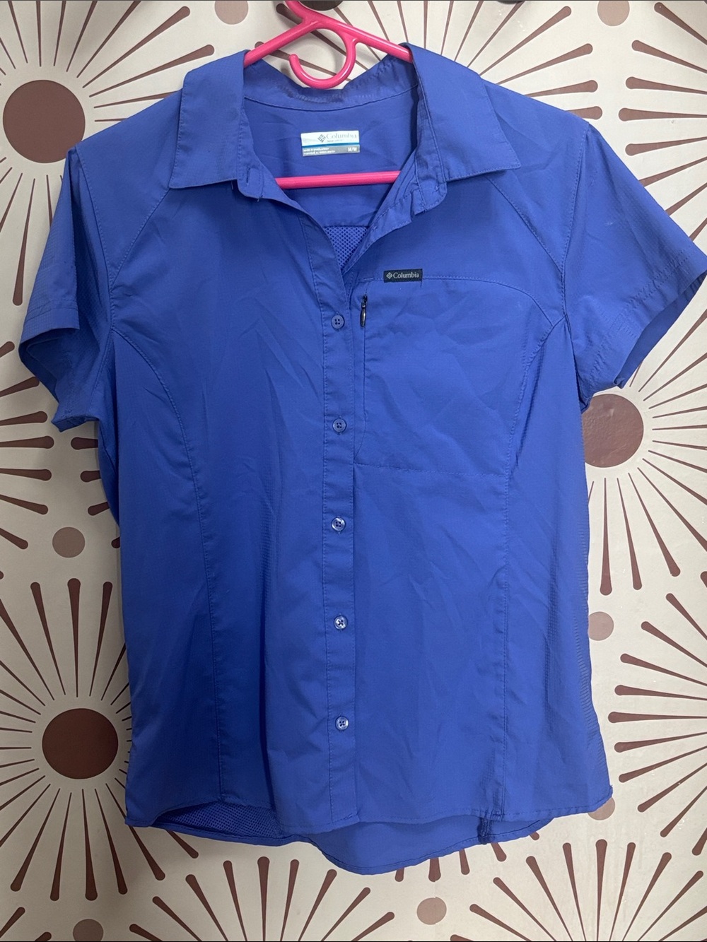 Columbia Short-Sleeve Button-Up Shirt in bluish purple - M